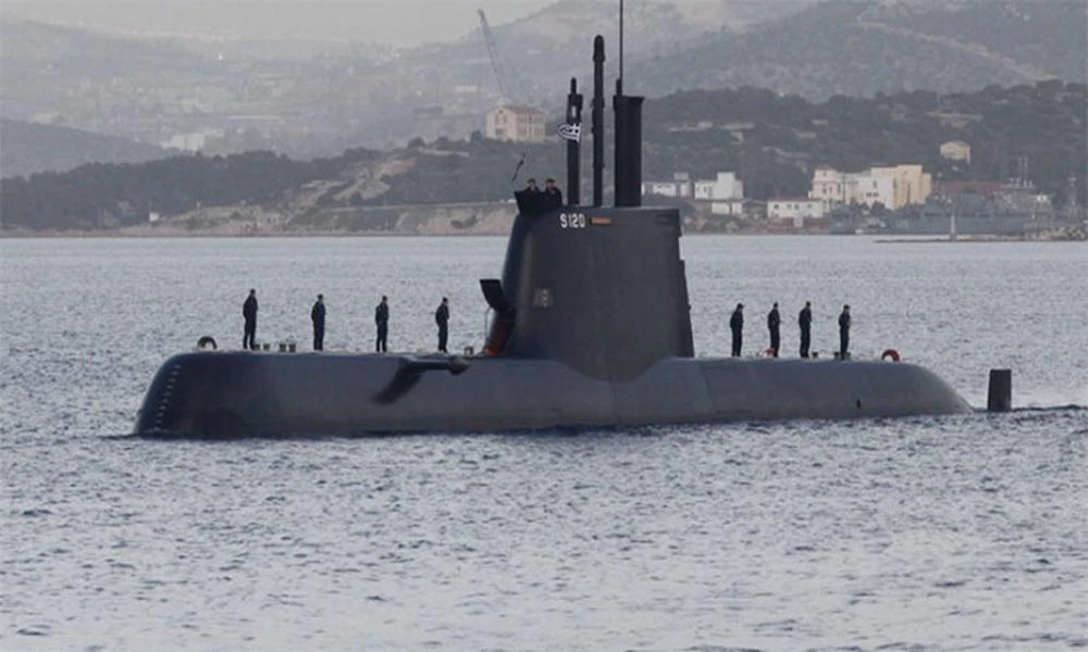 Πειραιάς: Δύο πλοία και ένα υποβρύχιο ανοιχτά για το κοινό λόγω 25ης Μαρτίου